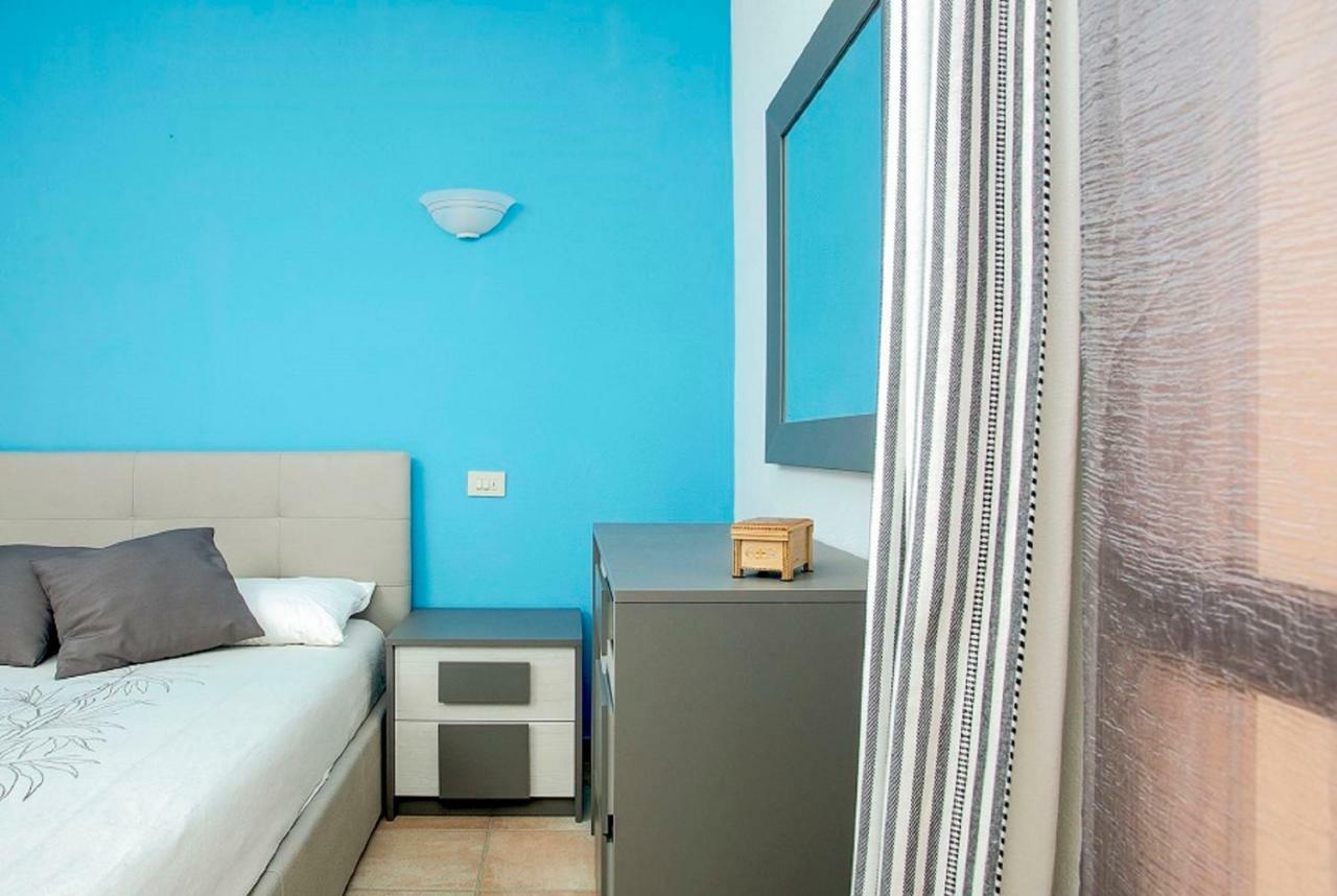 Bilocale Via Umbria Apartment Santa Teresa Gallura Exterior photo